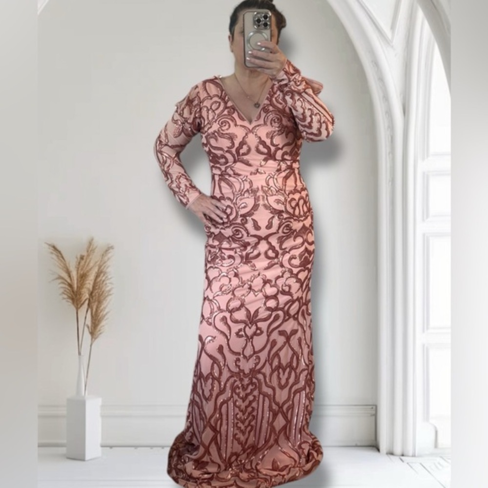 Bariano  Australia Sequin  Evening Dress - Picture 3 of 13